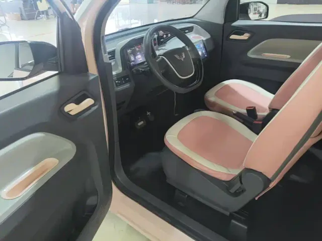 Wuling Hongguang Mini EV — Фото автомобиля 15