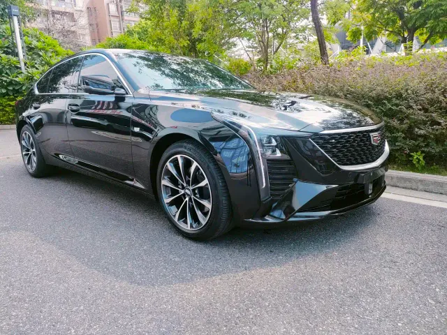 Cadillac CT5 — Фото автомобиля 10