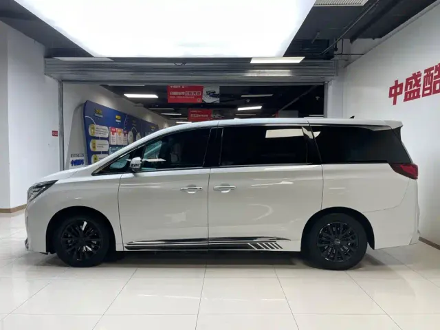 GAC Trumpchi M8 — Фото автомобиля 4
