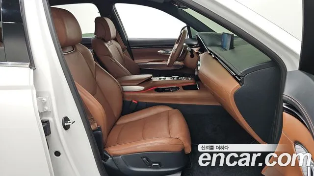 Genesis GV70 — Фото автомобиля 17