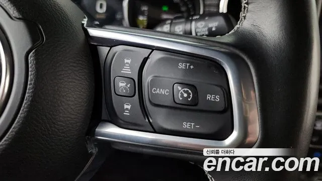 Jeep Wrangler JL — Фото автомобиля 18