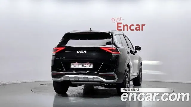Kia Sportage Sportage 5-е поколение Бензин 1.6 турбо 2WD — Фото автомобиля 2