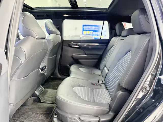 Toyota Crown Kluger — Фото автомобиля 6