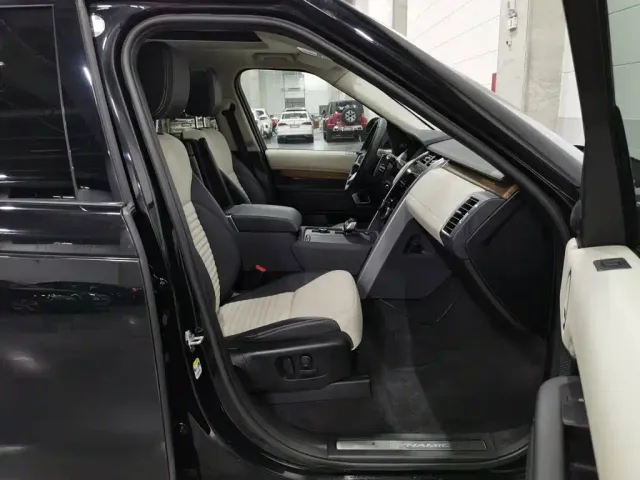 Land Rover Discovery — Фото автомобиля 23
