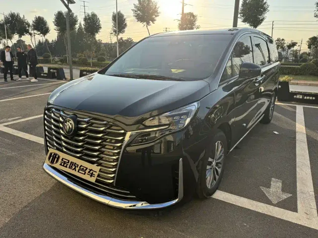 Фотография автомобиля — Buick GL8