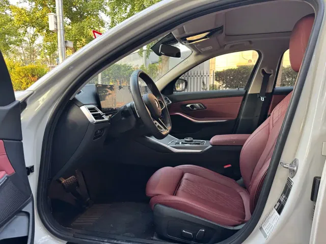 BMW 3 Series — Фото автомобиля 15