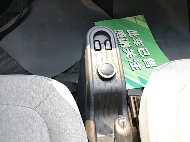 Wuling Hongguang Mini EV — Фото автомобиля 13