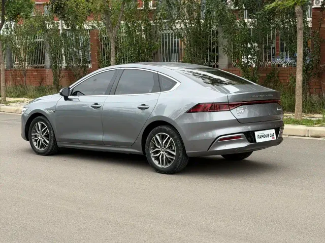 BYD Qin PLUS — Фото автомобиля 6