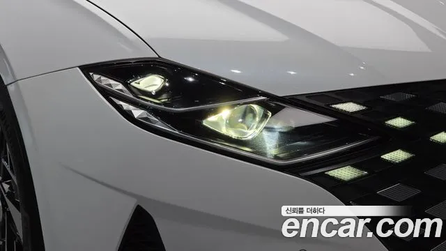 Hyundai Grandeur (New) Hybrid — Фото автомобиля 7