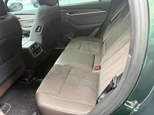 Geely Xingyue L — Фото автомобиля 12