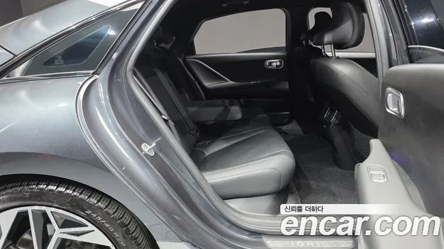 Hyundai Ioniq6 Long Range AWD — Фото автомобиля 9
