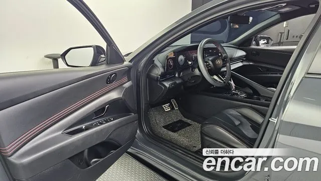 Hyundai AVANTE Новый Avante (CN7) — Фото автомобиля 10