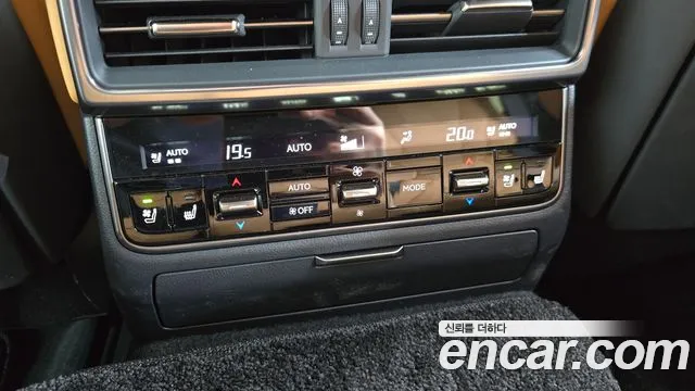 Lexus LX — Фото автомобиля 19