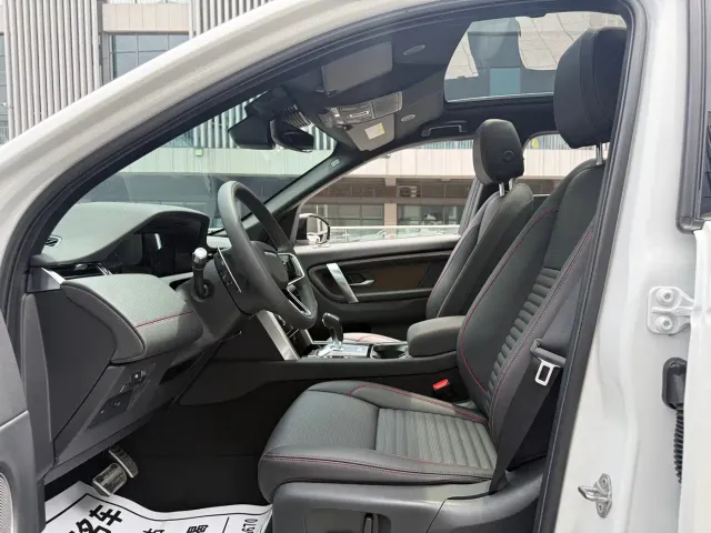 Land Rover Discovery Sport — Фото автомобиля 19