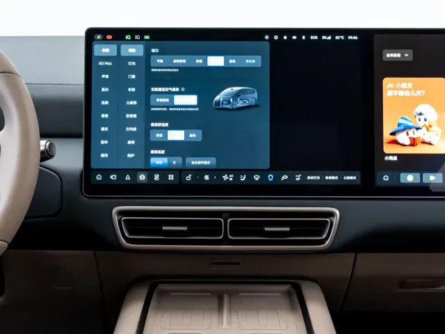 Li Auto MEGA — Фото автомобиля 10