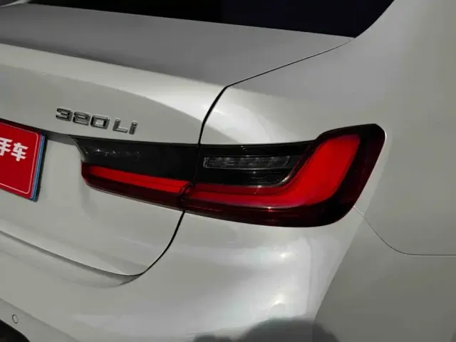 BMW 3 Series — Фото автомобиля 30