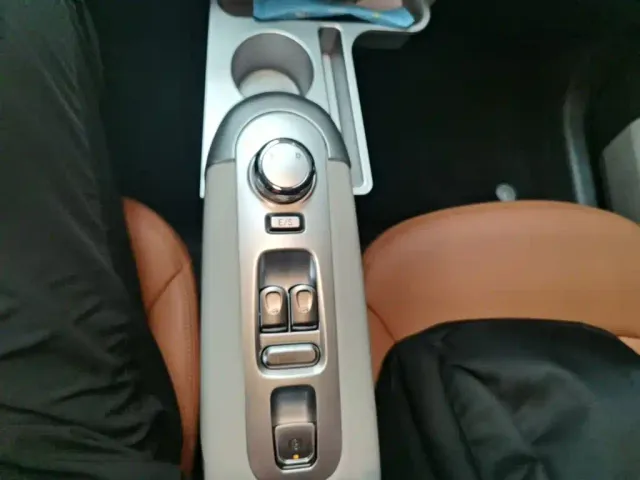 Changan Lumin — Фото автомобиля 13