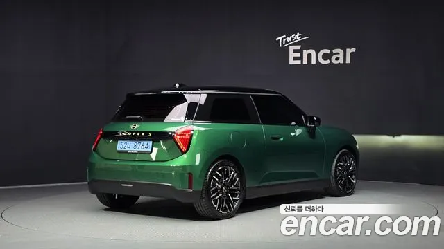 Фотография автомобиля — MINI Cooper Generation 4