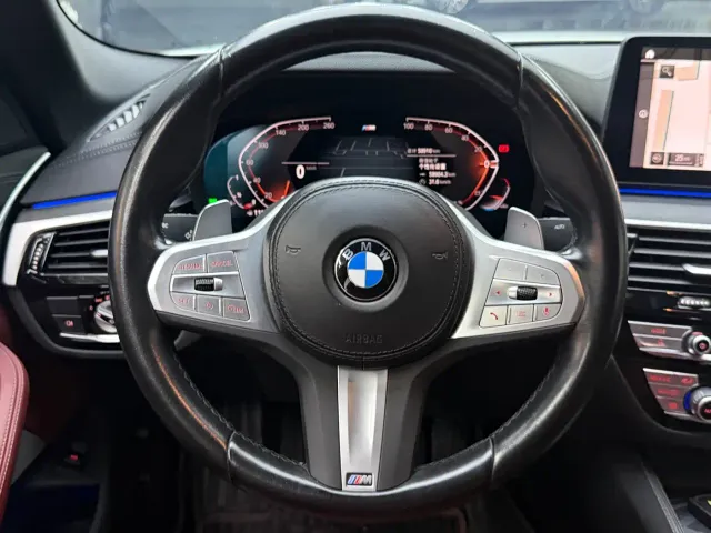 BMW 5 Series — Фото автомобиля 8