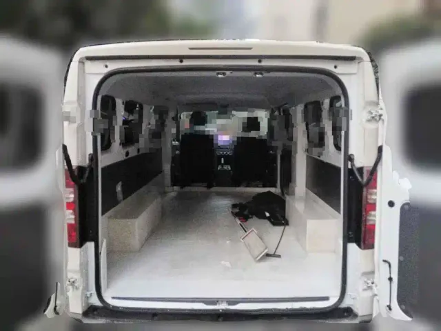 Wuling Yangguang — Фото автомобиля 5