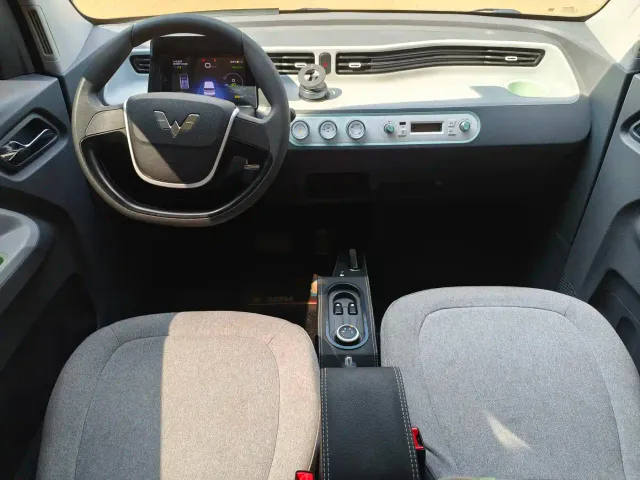 Wuling Hongguang Mini EV — Фото автомобиля 14