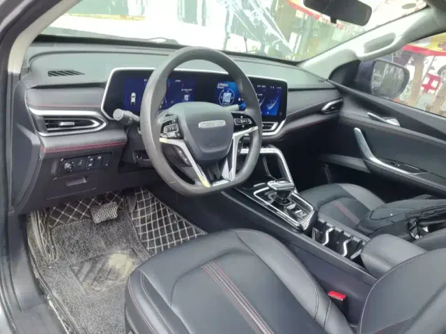 Maxus T90 — Фото автомобиля 9