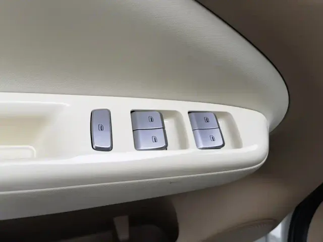 Wuling Hongguang Mini EV — Фото автомобиля 9