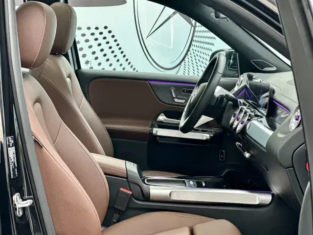 Mercedes-Benz EQB — Фото автомобиля 9