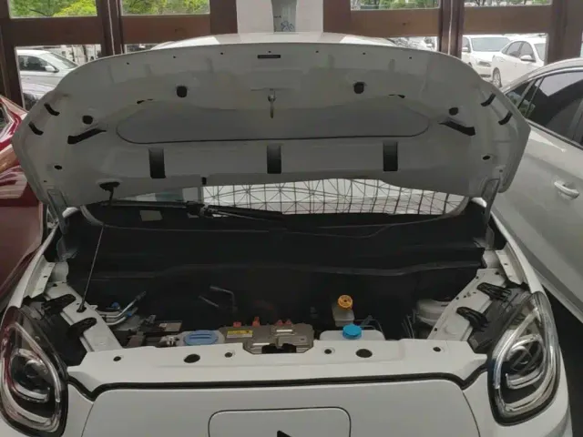 Leapmotor T03 — Фото автомобиля 19