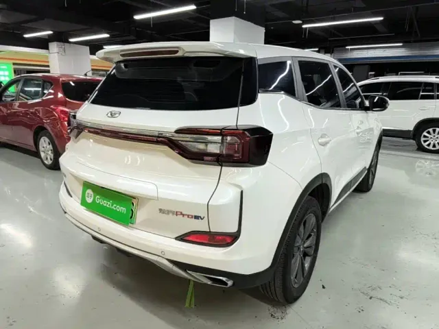 Kaiyi Xuanjie Pro EV — Фото автомобиля 6