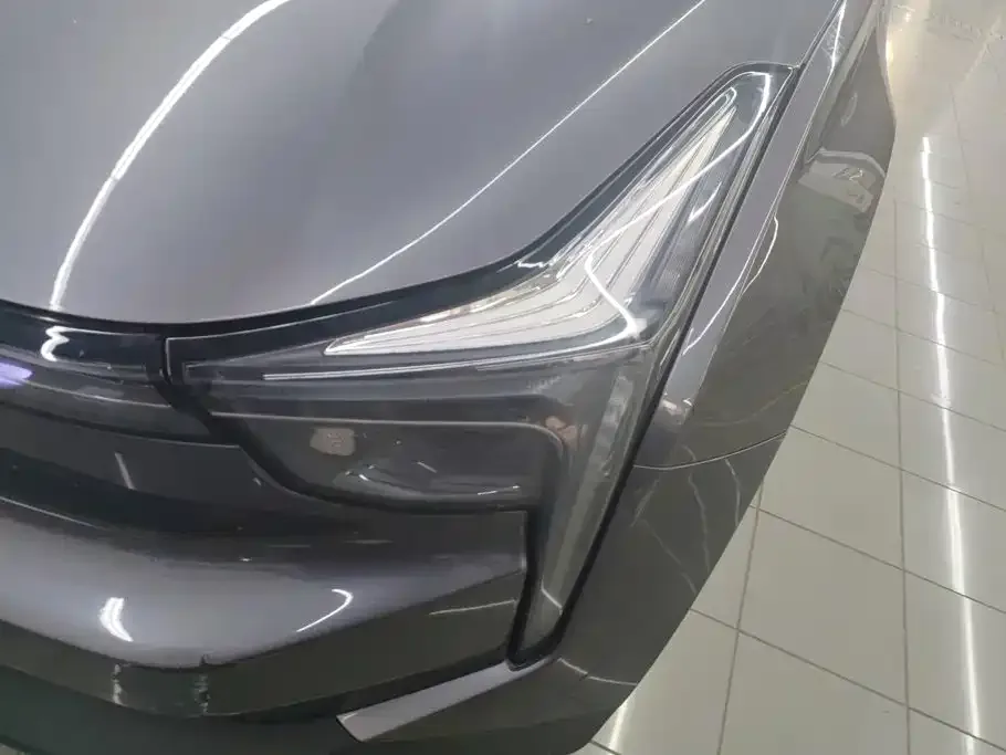 Nezha Auto Neta U 2021 Pro 400 Cruise Edition — Фото автомобиля 5