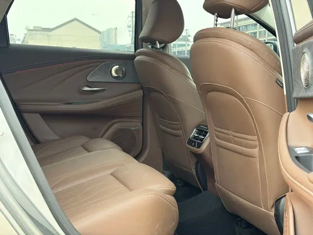Chery Arrizo 8 — Фото автомобиля 10