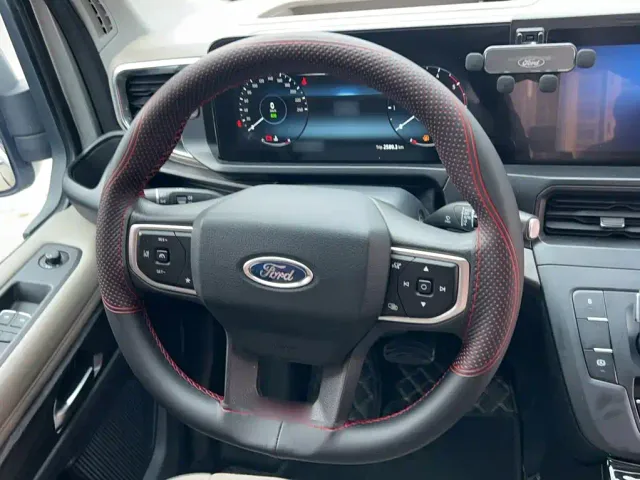 Ford Transit T8 — Фото автомобиля 4