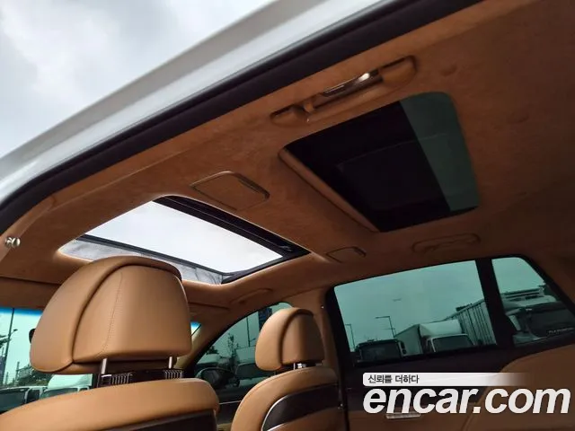 Genesis G90 Бензин 3.5 турбо AWD — Фото автомобиля 9