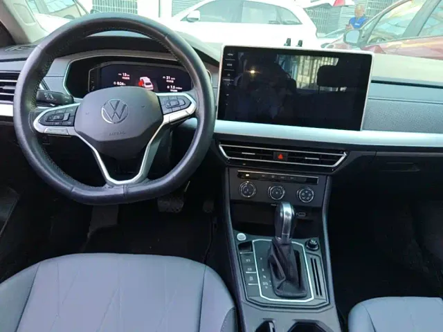 Volkswagen Lavida — Фото автомобиля 9