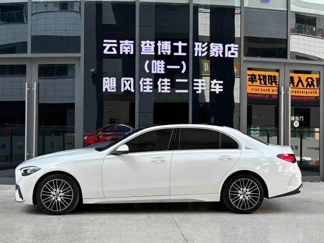 Mercedes-Benz C-Class — Фото автомобиля 3