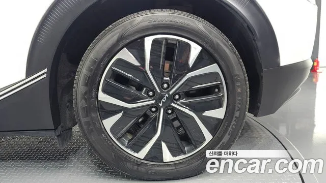 Kia EV6 — Фото автомобиля 6