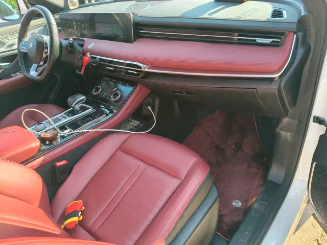 Jetour X70 C-DM — Фото автомобиля 6