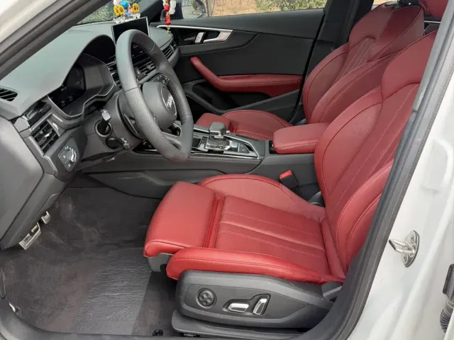 Audi Audi A4L 2024 40 TFSI Luxury Dynamic — Фото автомобиля 7