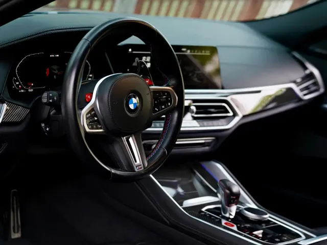 BMW X6 M — Фото автомобиля 10