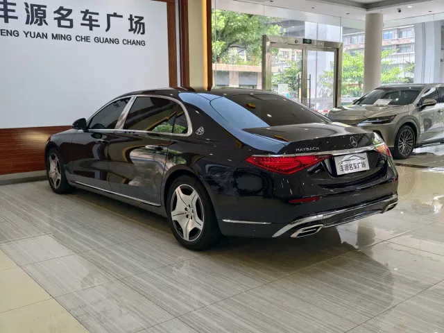 Mercedes-Benz Maybach S-Class — Фото автомобиля 29