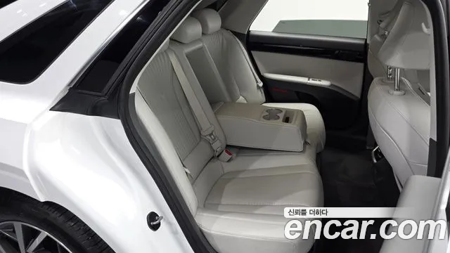 Hyundai Grandeur — Фото автомобиля 10