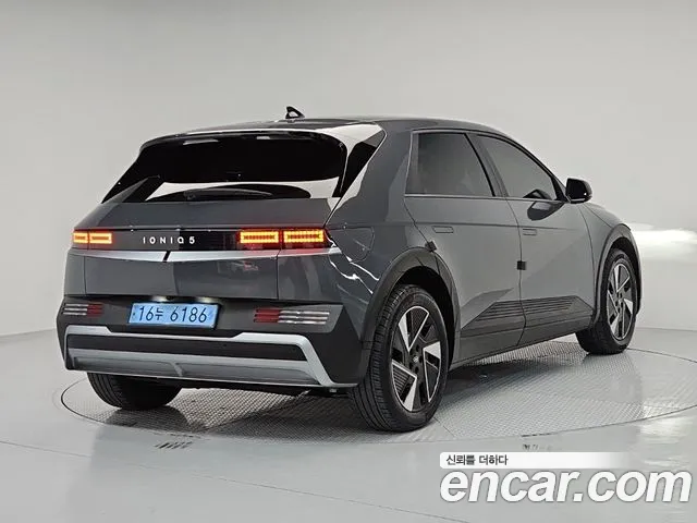 Hyundai Ioniq 5 New — Фото автомобиля 4
