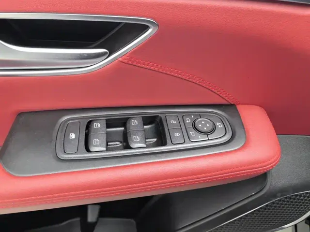 Jetour Jetour X70 PLUS 2021 1.6T DCT Star 7-Seater — Фото автомобиля 9