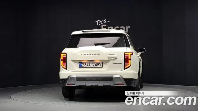 KGM Torres — Фото автомобиля 4