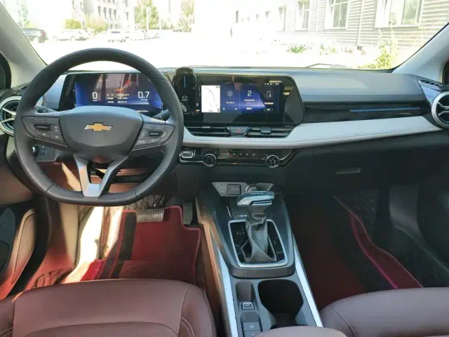 Chevrolet Monza — Фото автомобиля 12