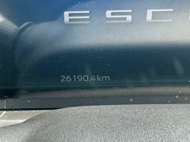 Ford Escort — Фото автомобиля 7