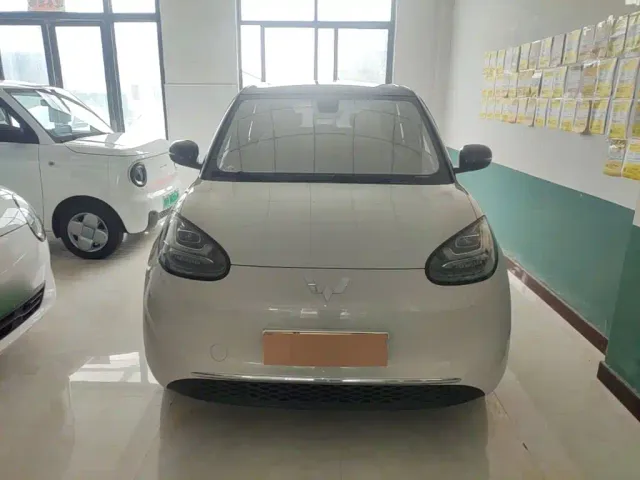 Wuling Bingo — Фото автомобиля 2