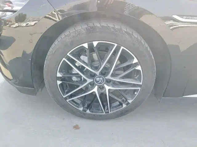 BYD Han — Фото автомобиля 22