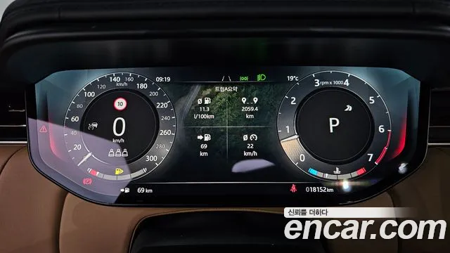 Land Rover Range Rover Sport — Фото автомобиля 11